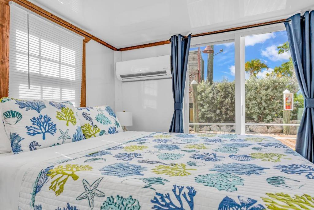 Treasure Harbor Hotel Islamorada Luaran gambar